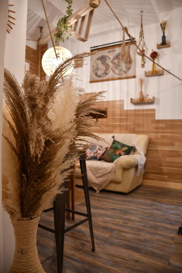 Le Cabanon H24,Atypique,Cosy,Port,Plage,Wifi,Netflix La Seyne-sur-Mer Exterior foto